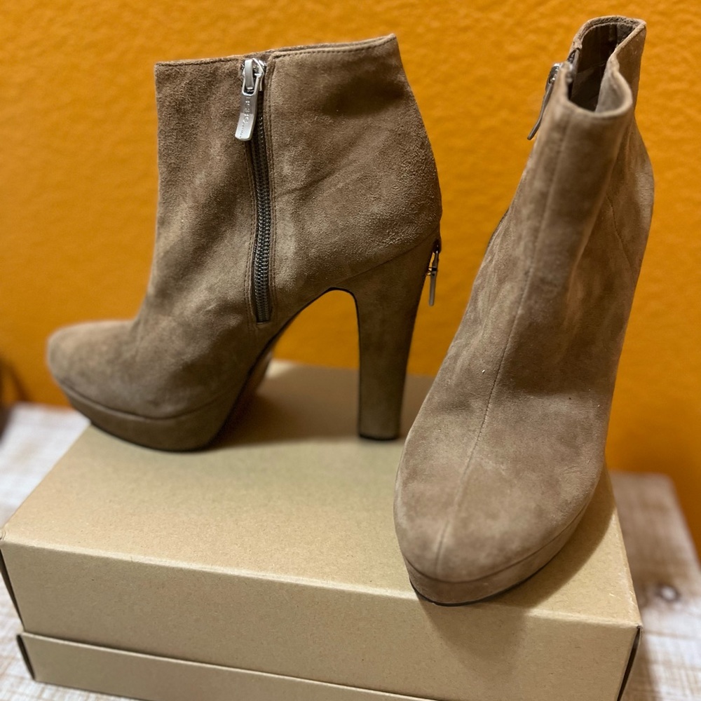BCBGeneration Heeled Boot Shoes